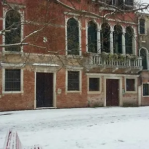 Cà Sardi Appartement